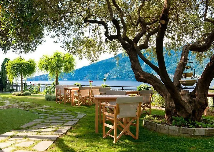 Island View Bed & Breakfast 3*